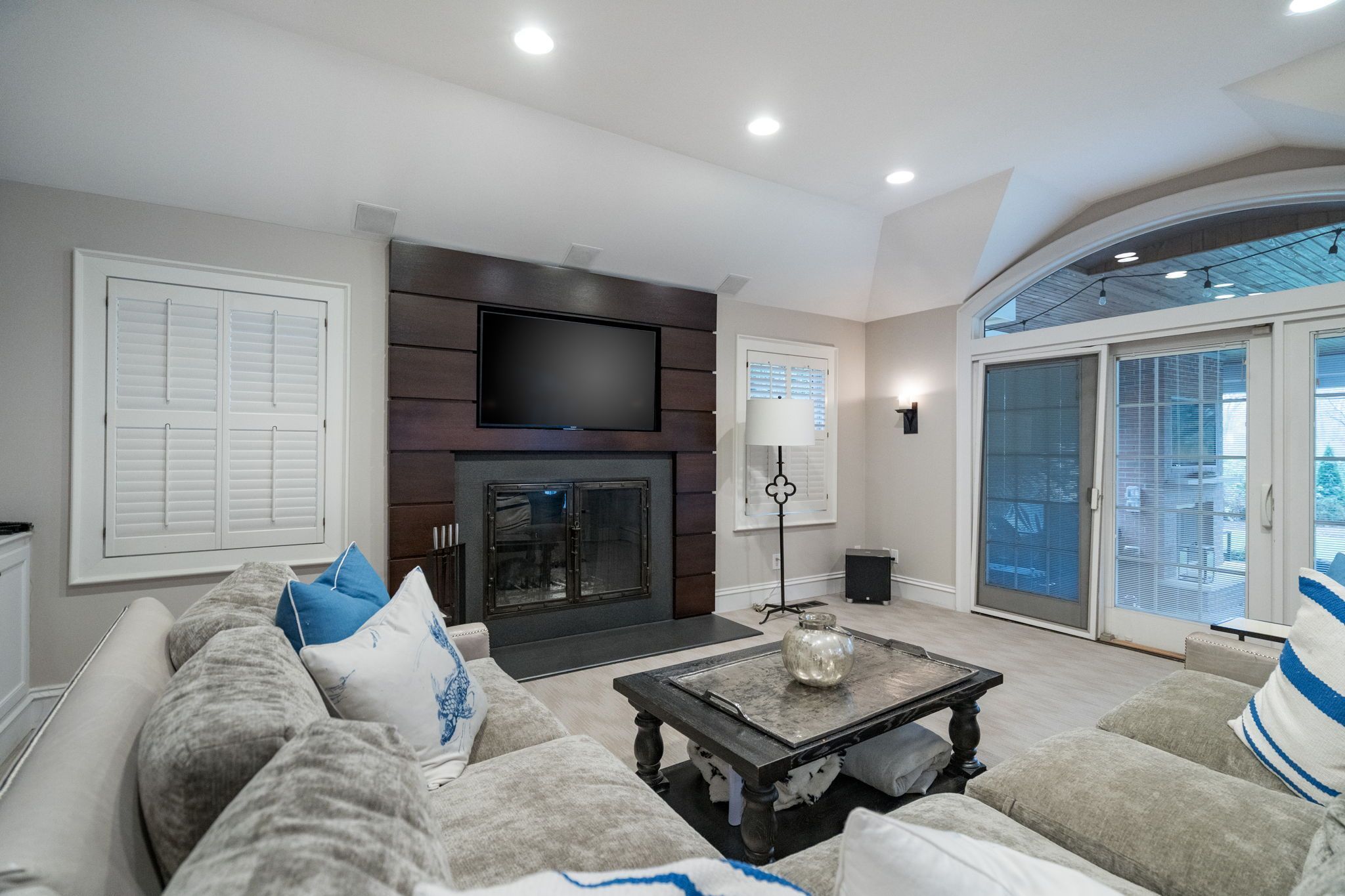 Bloomfield Charter Township Oakland, Michigan 48301, United States, 4 Bedrooms Bedrooms, ,4 BathroomsBathrooms,Residential,Pending,112585