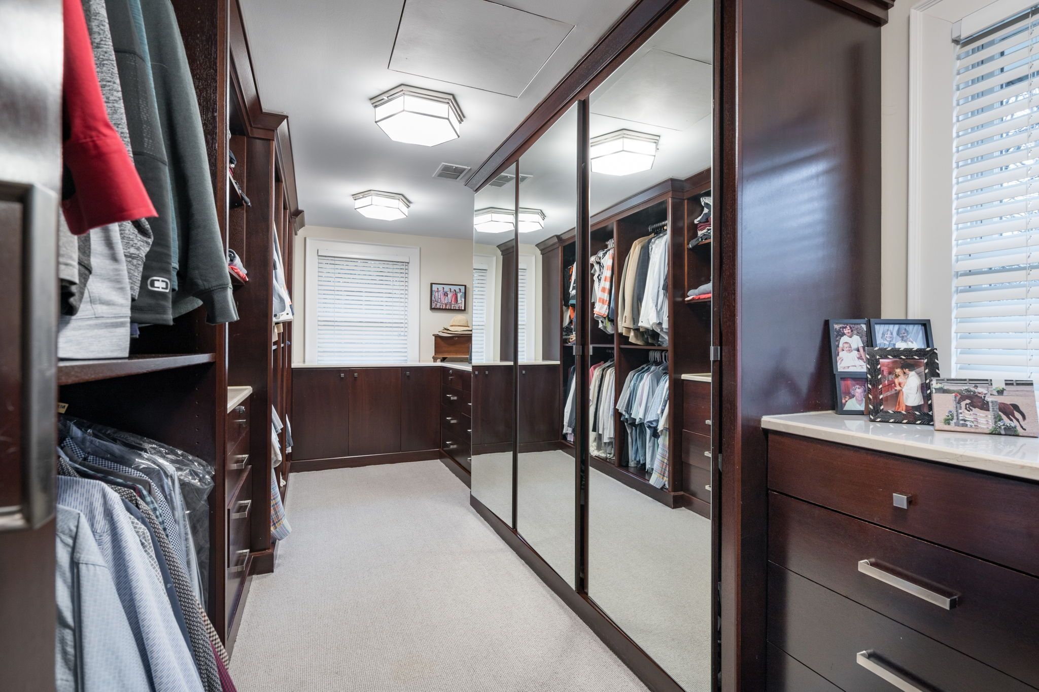 Bloomfield Charter Township Oakland, Michigan 48301, United States, 4 Bedrooms Bedrooms, ,4 BathroomsBathrooms,Residential,Pending,112585