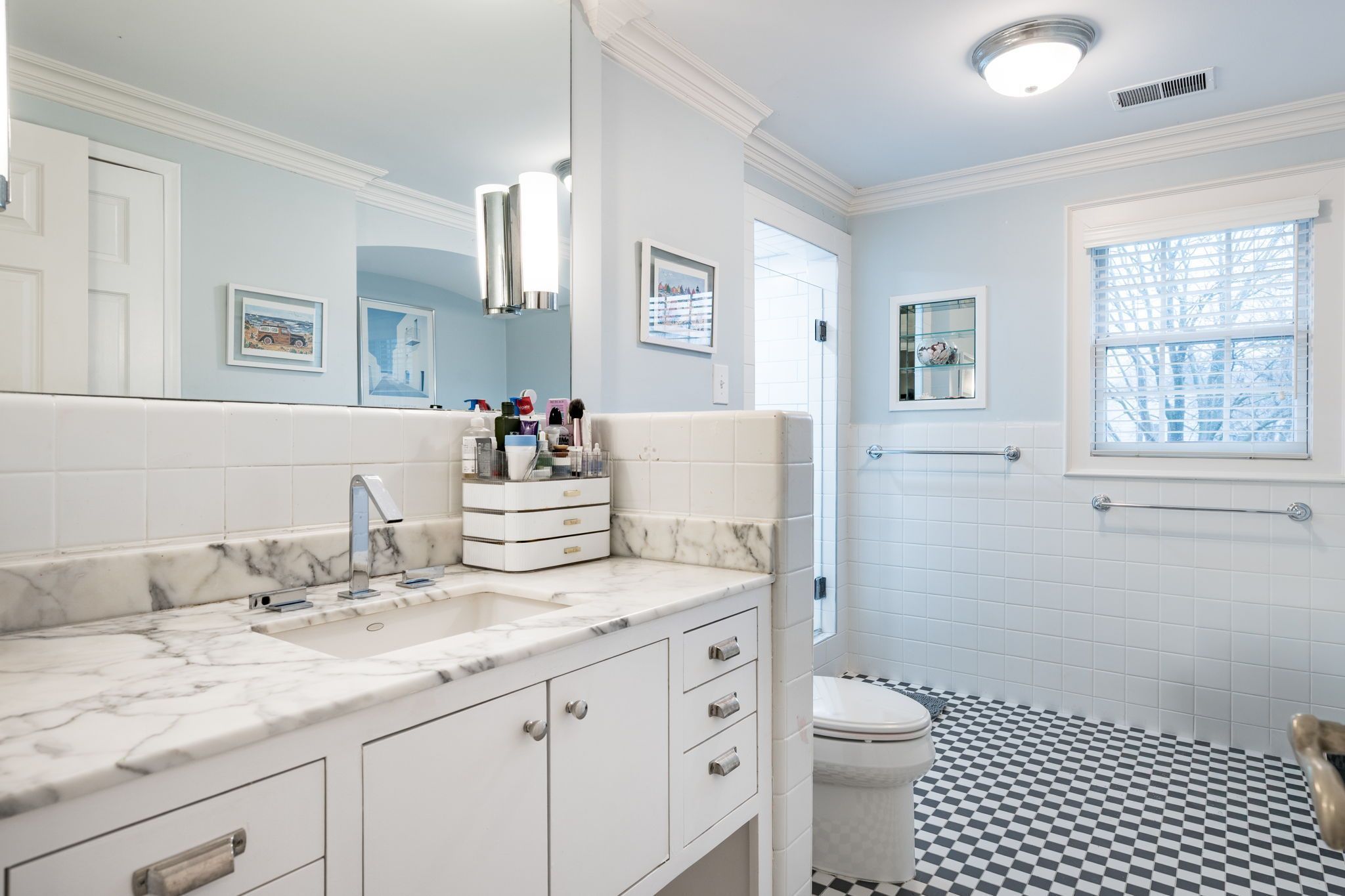 Bloomfield Charter Township Oakland, Michigan 48301, United States, 4 Bedrooms Bedrooms, ,4 BathroomsBathrooms,Residential,Pending,112585