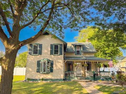 26240 Gibraltar Road Flat Rock City MI 48134