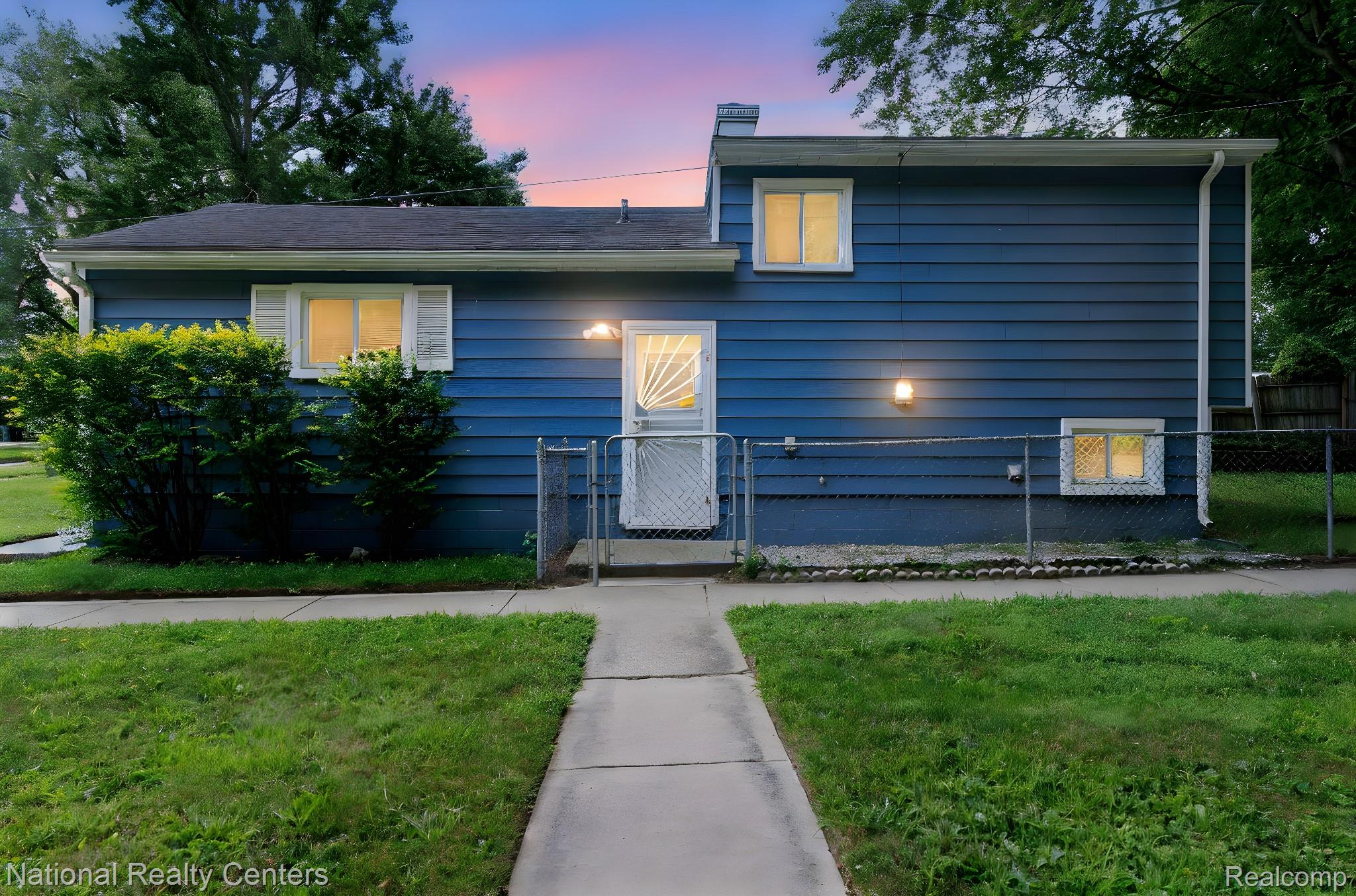 15987 Centralia