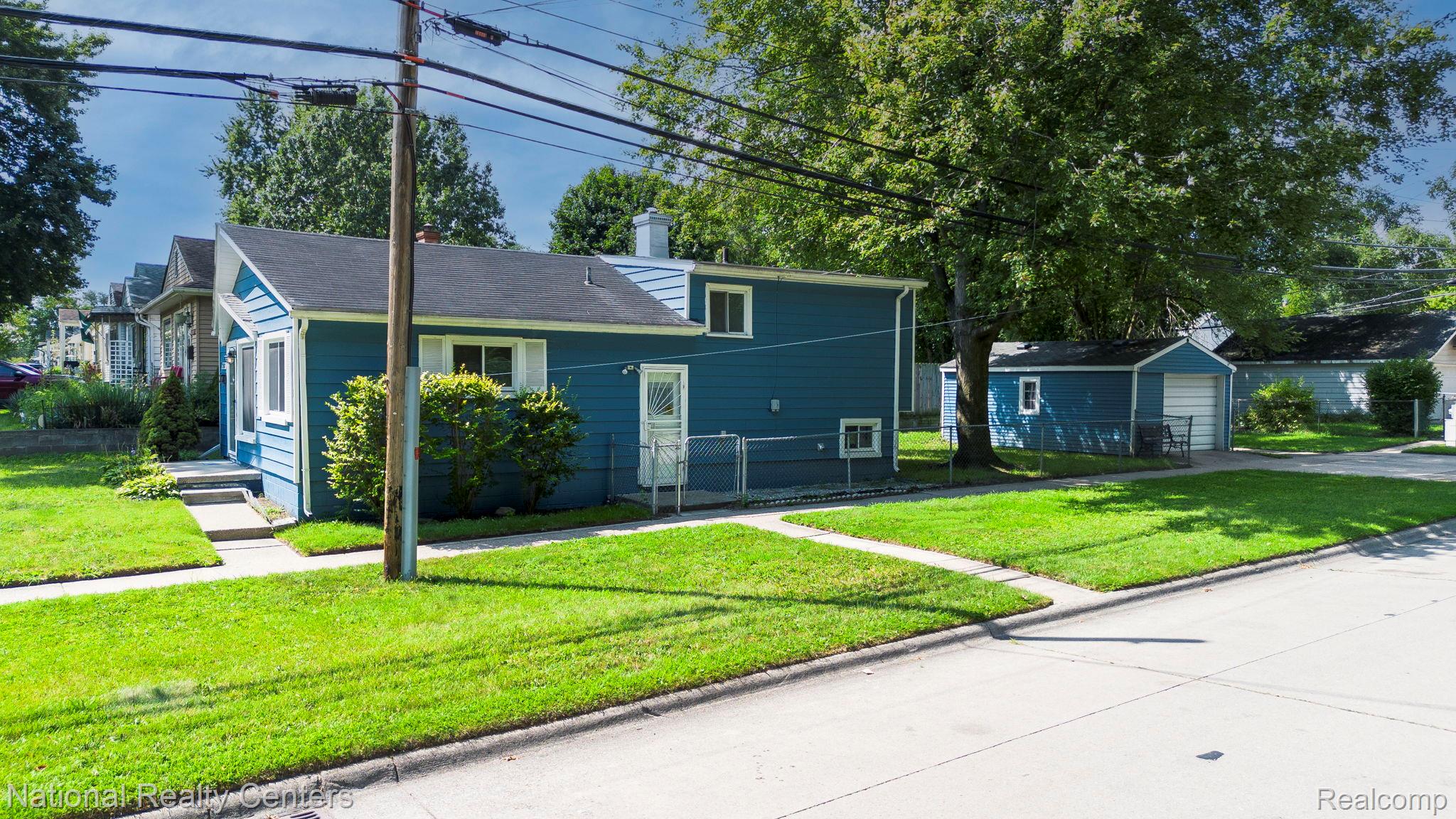 15987 Centralia