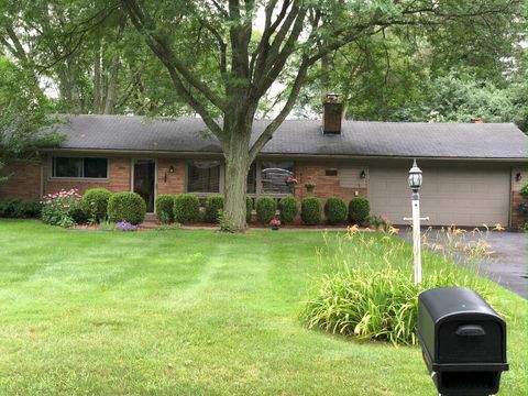 133 Kirk Lane Drive Oakland Charter Township MI 48084