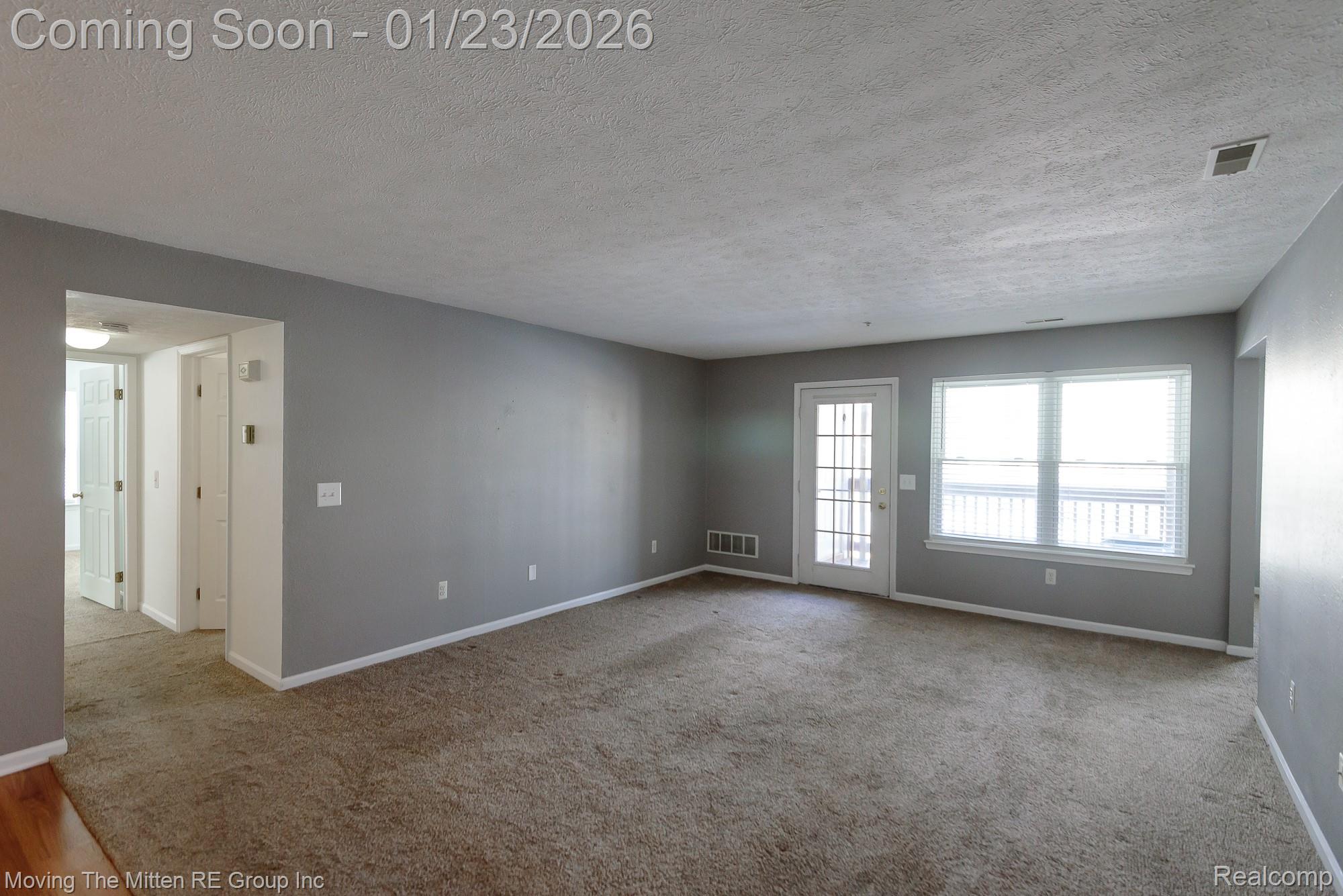 1398 Heatherwood Lane