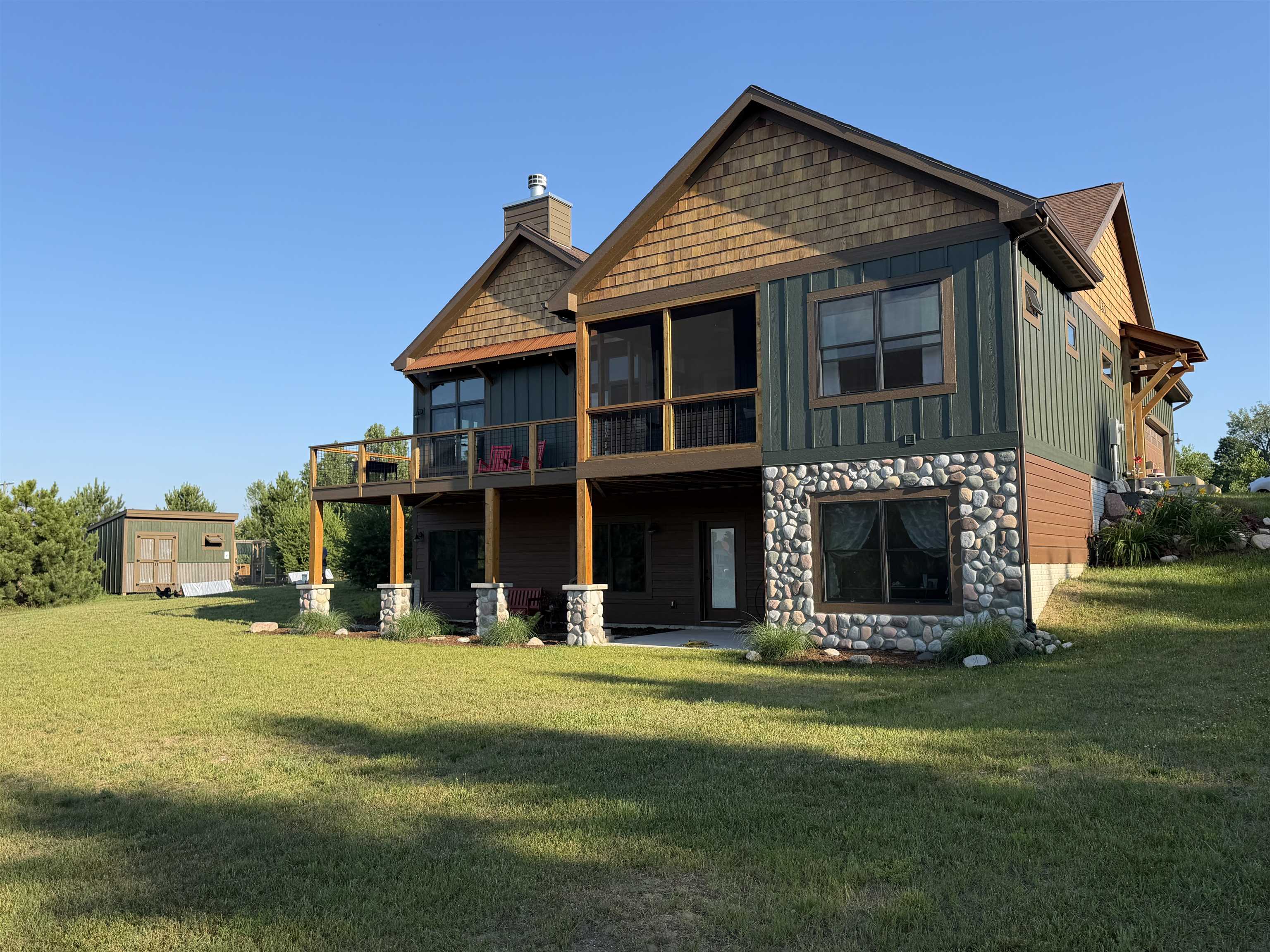 3483 Sumac Trail
