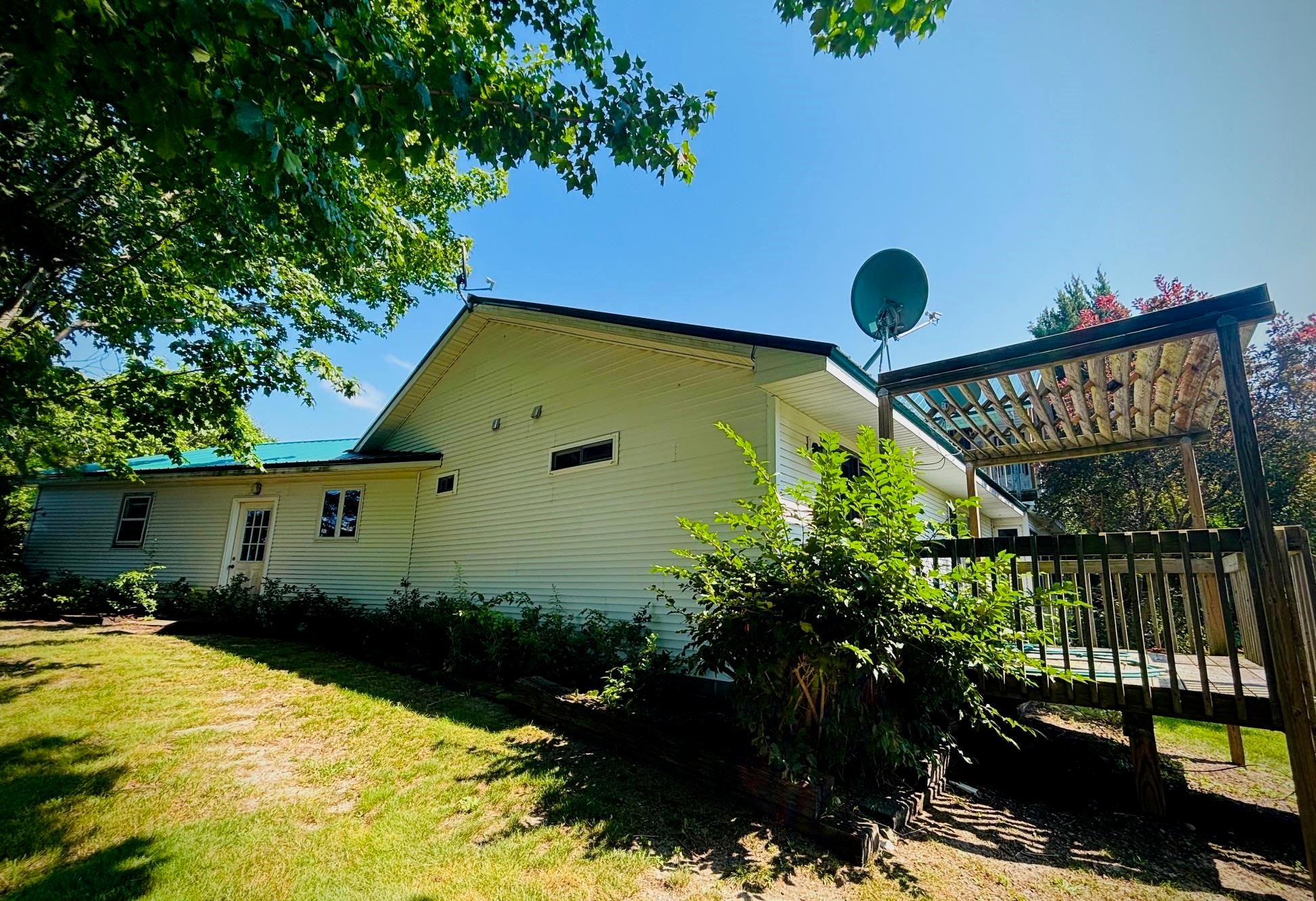 4607 N M-88