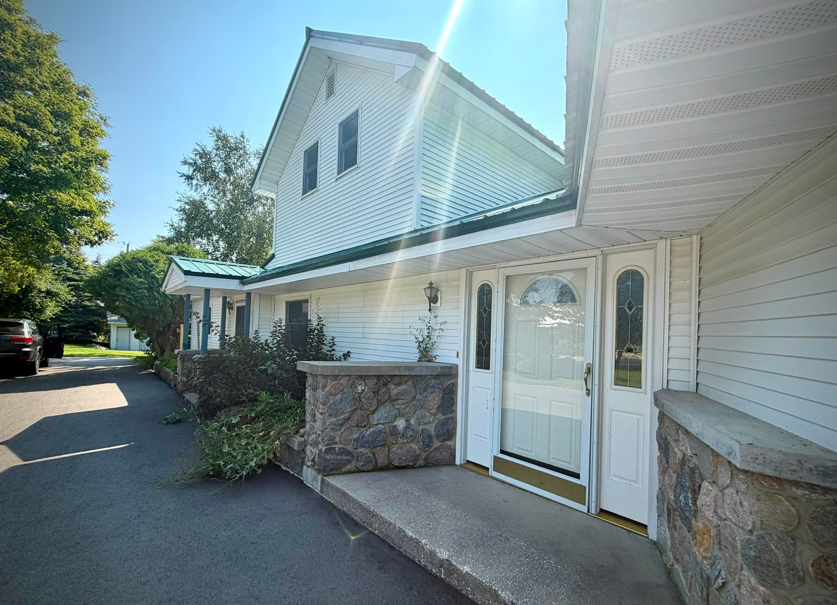 4607 N M-88
