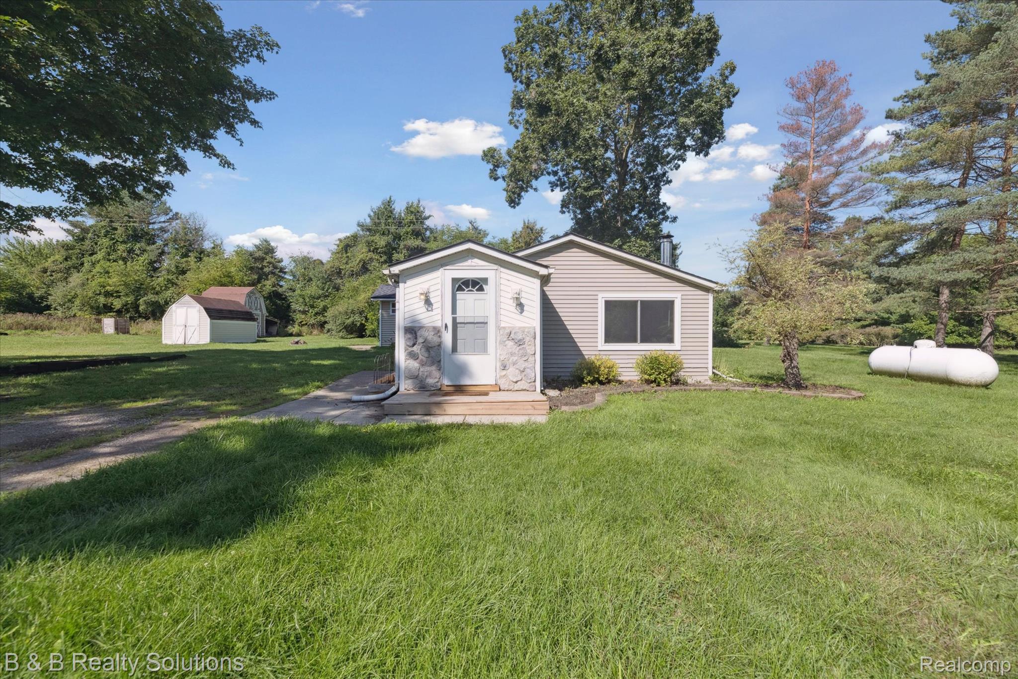 5159 Millis Road