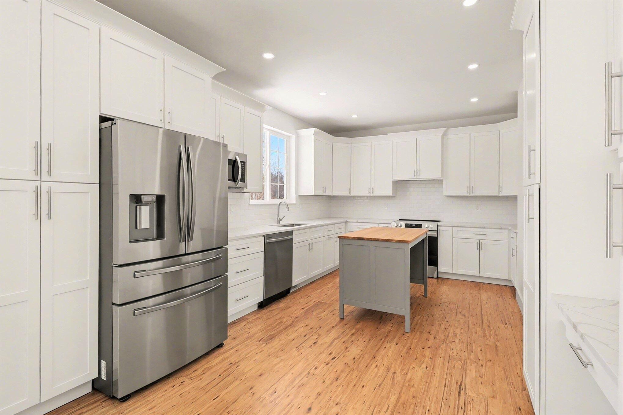 6267 Creekside Circle