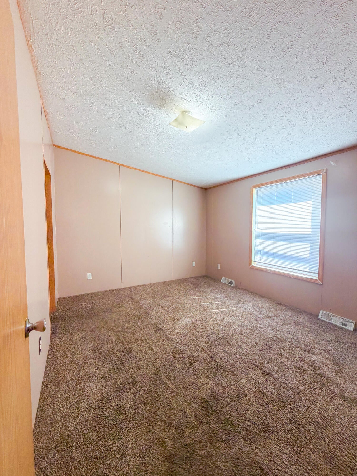 2040 Reo Avenue