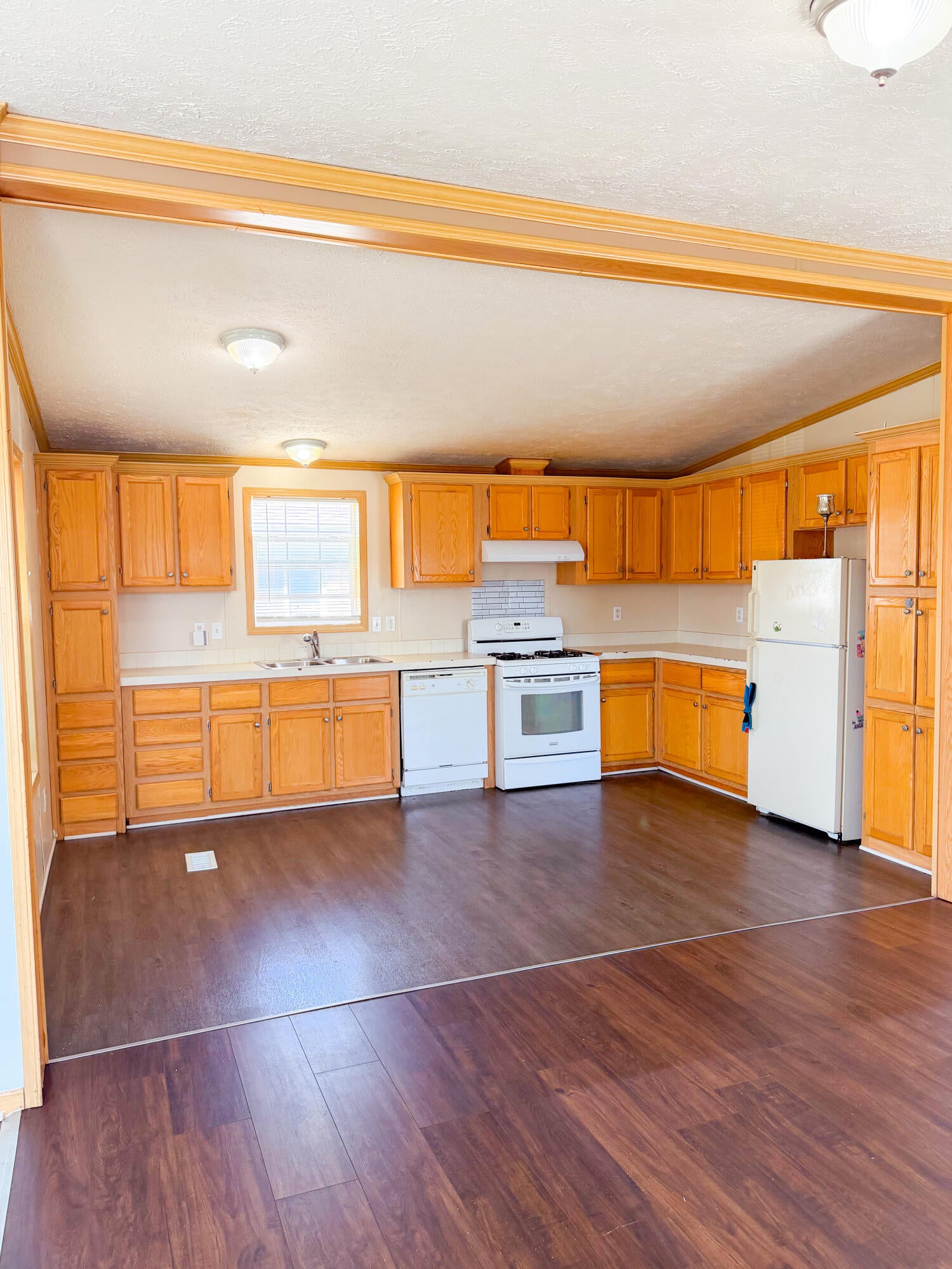 2040 Reo Avenue
