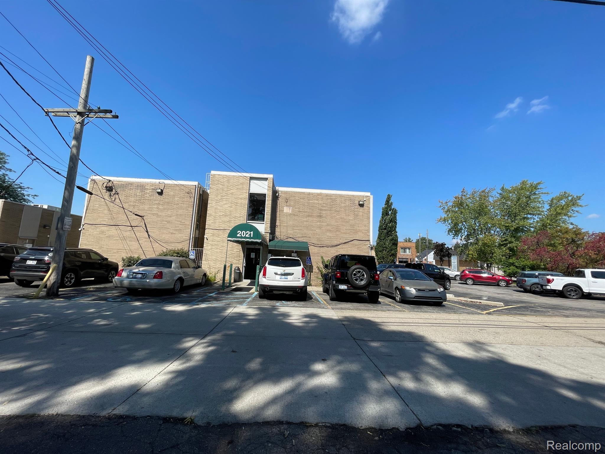 2021 MONROE Street 201