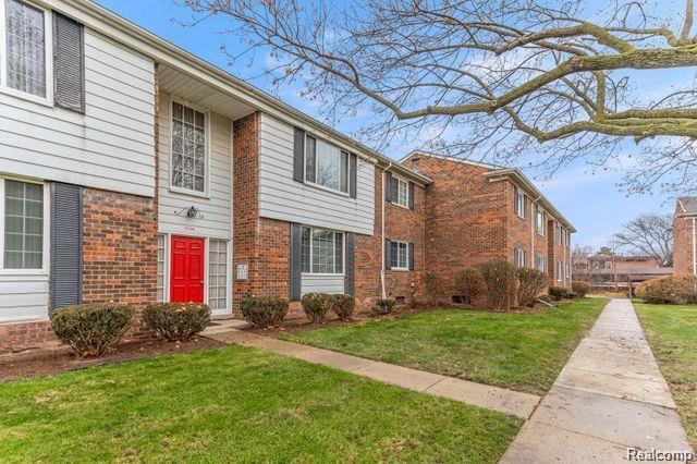 Photo of 25316 Shiawassee Circle #104, Southfield City, MI 48033 (MLS # 20261056234)