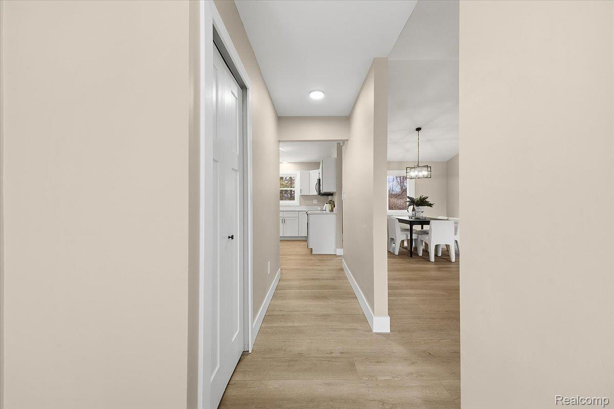 1709 Stirling Avenue