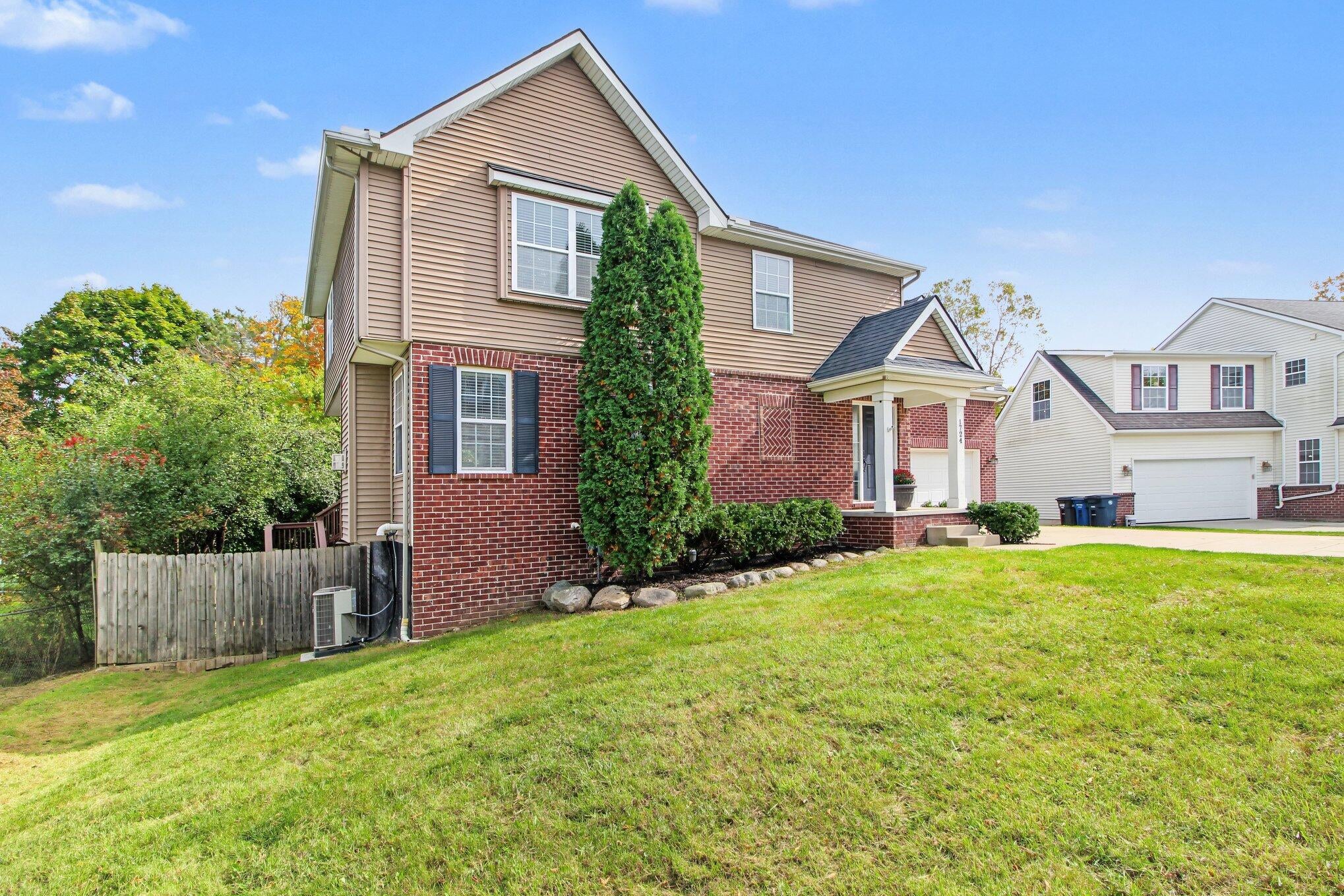 1724 Enclave Lane