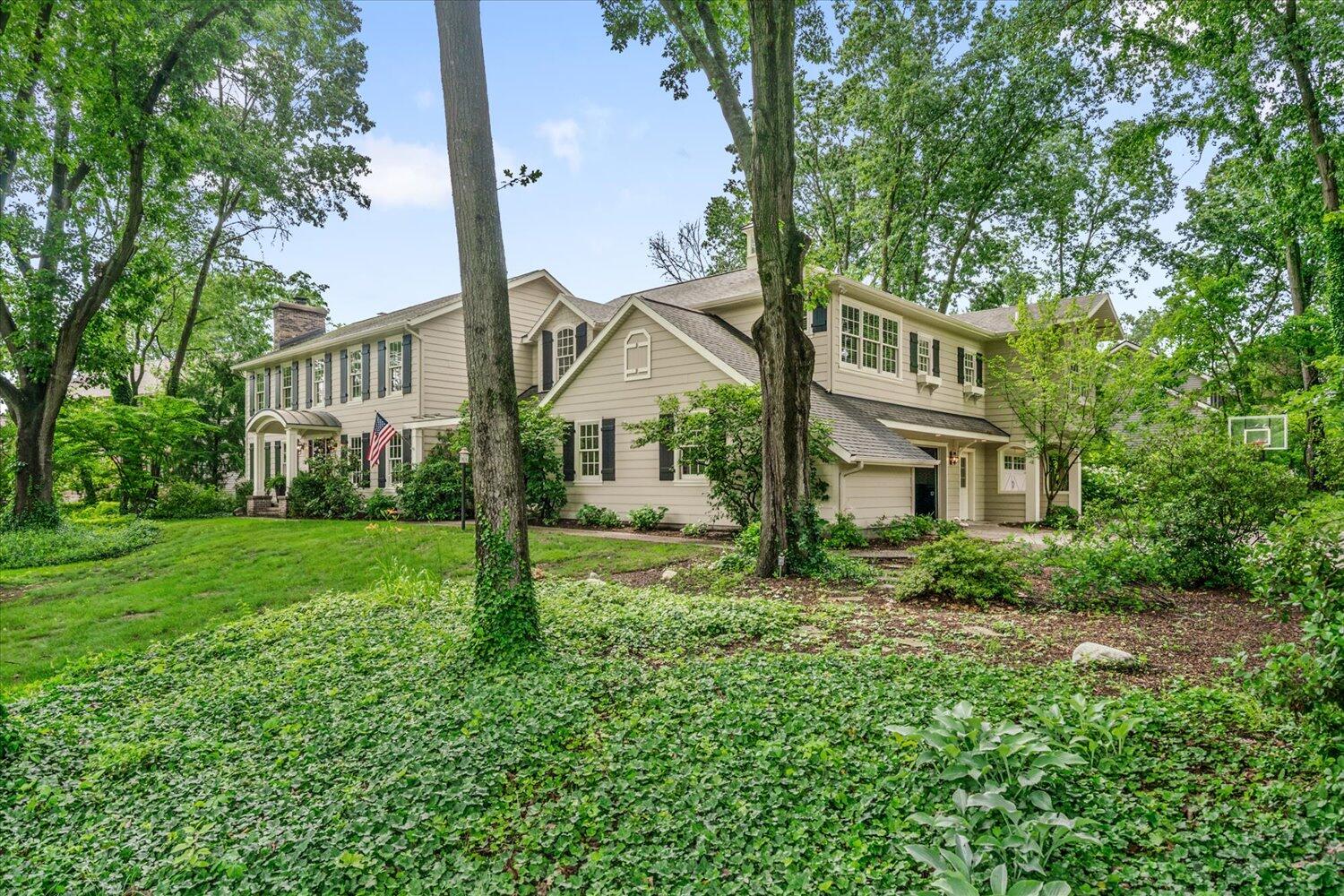 5093 Chickadee Drive
