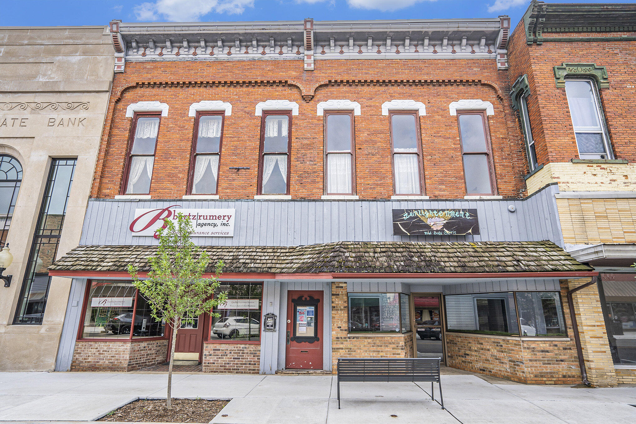 110 106 Locust Street