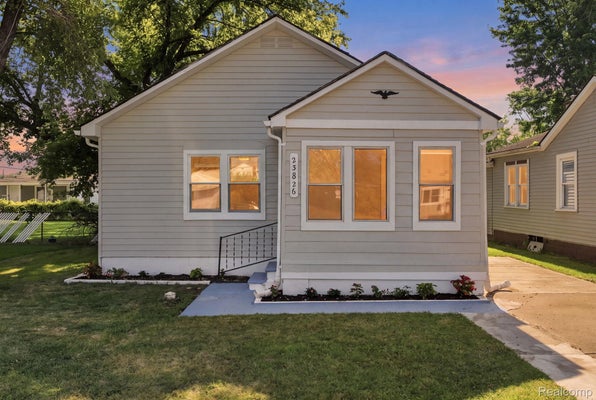 23826 COLUMBUS AVE, WARREN, MI 48089 - Image 2c7de5fd02dbfd766cc7619fe8f02226/484357866