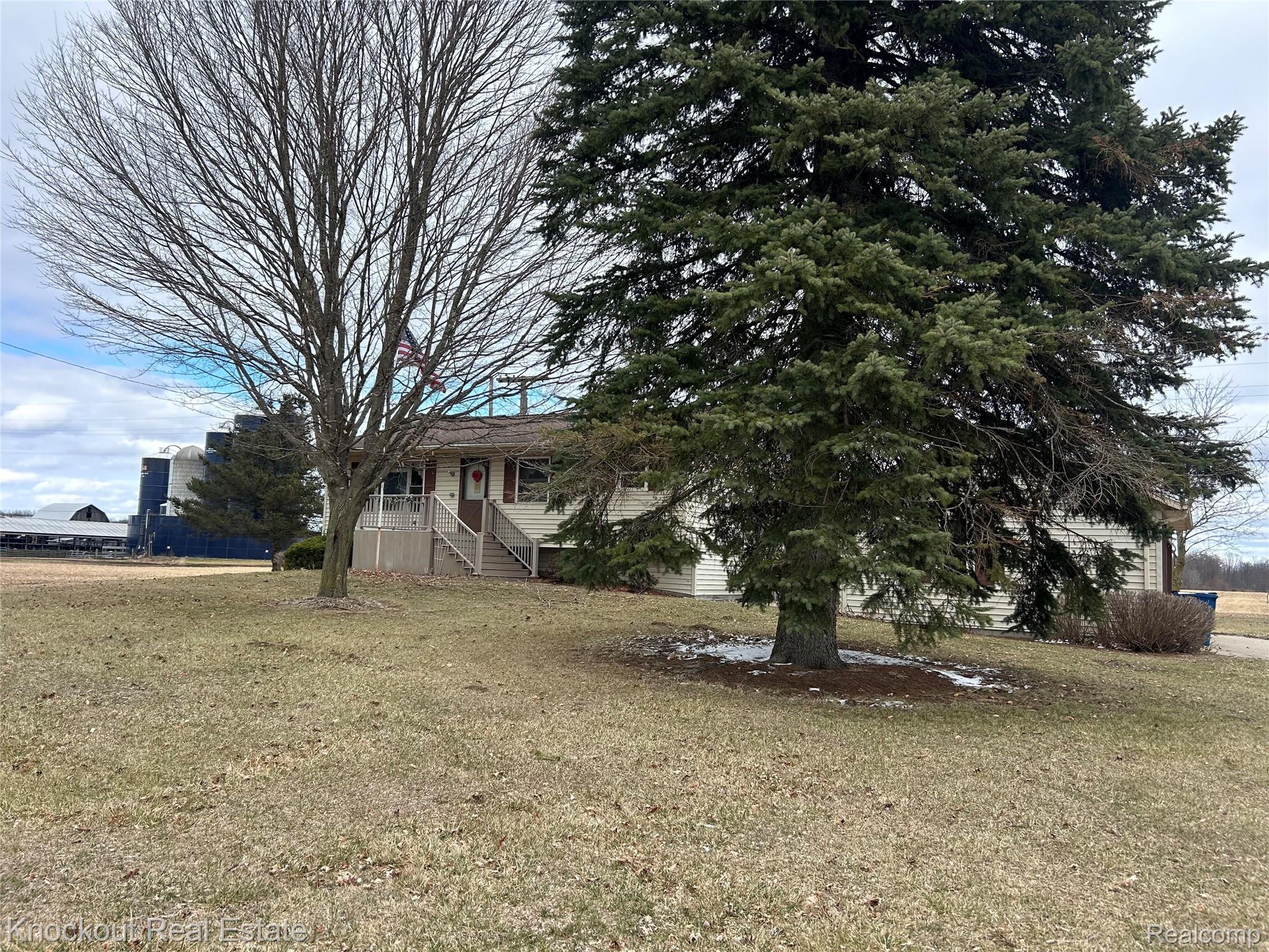 7631 Vassar Road
