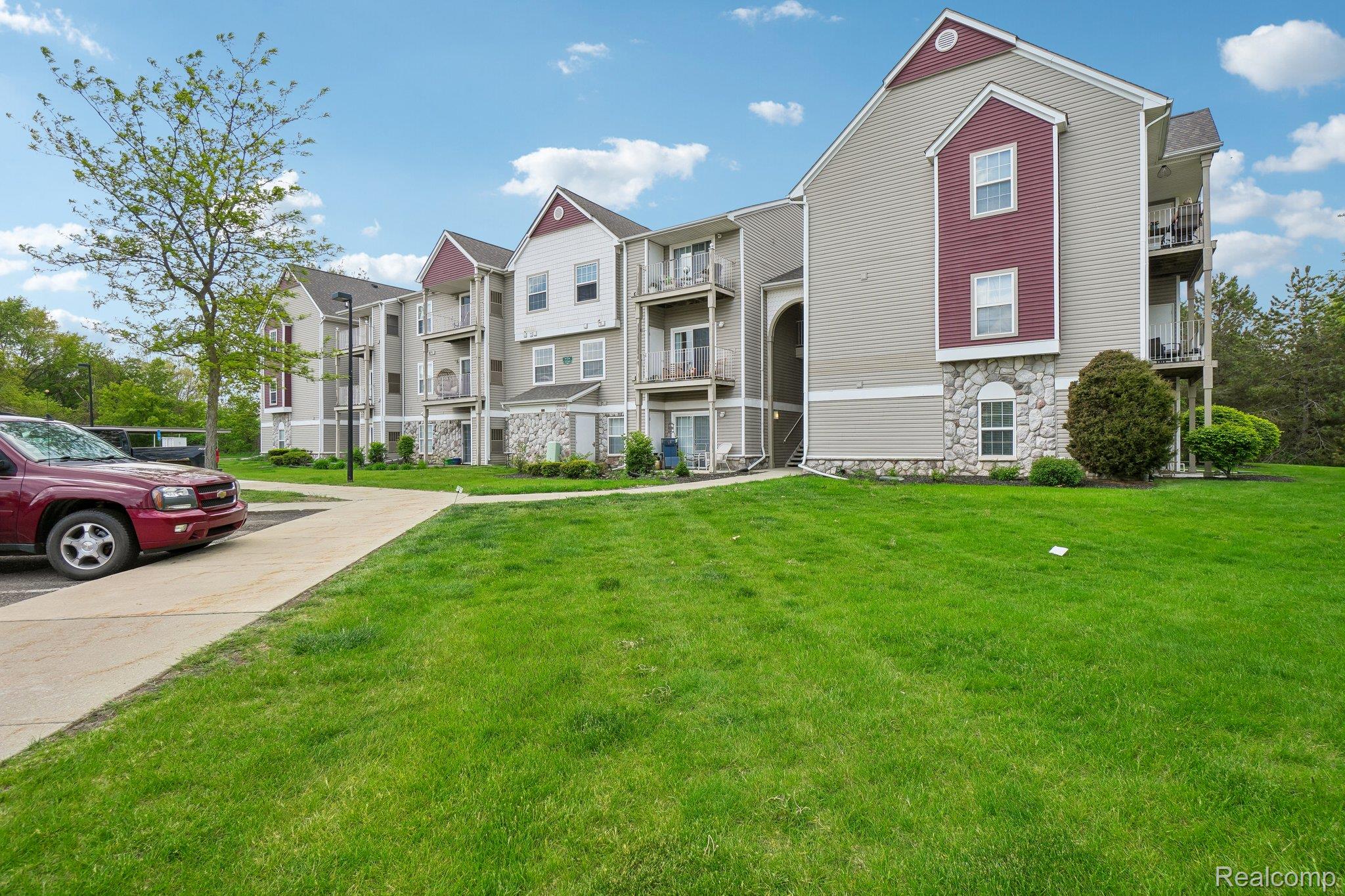 15240 Silver Parkway APT 306