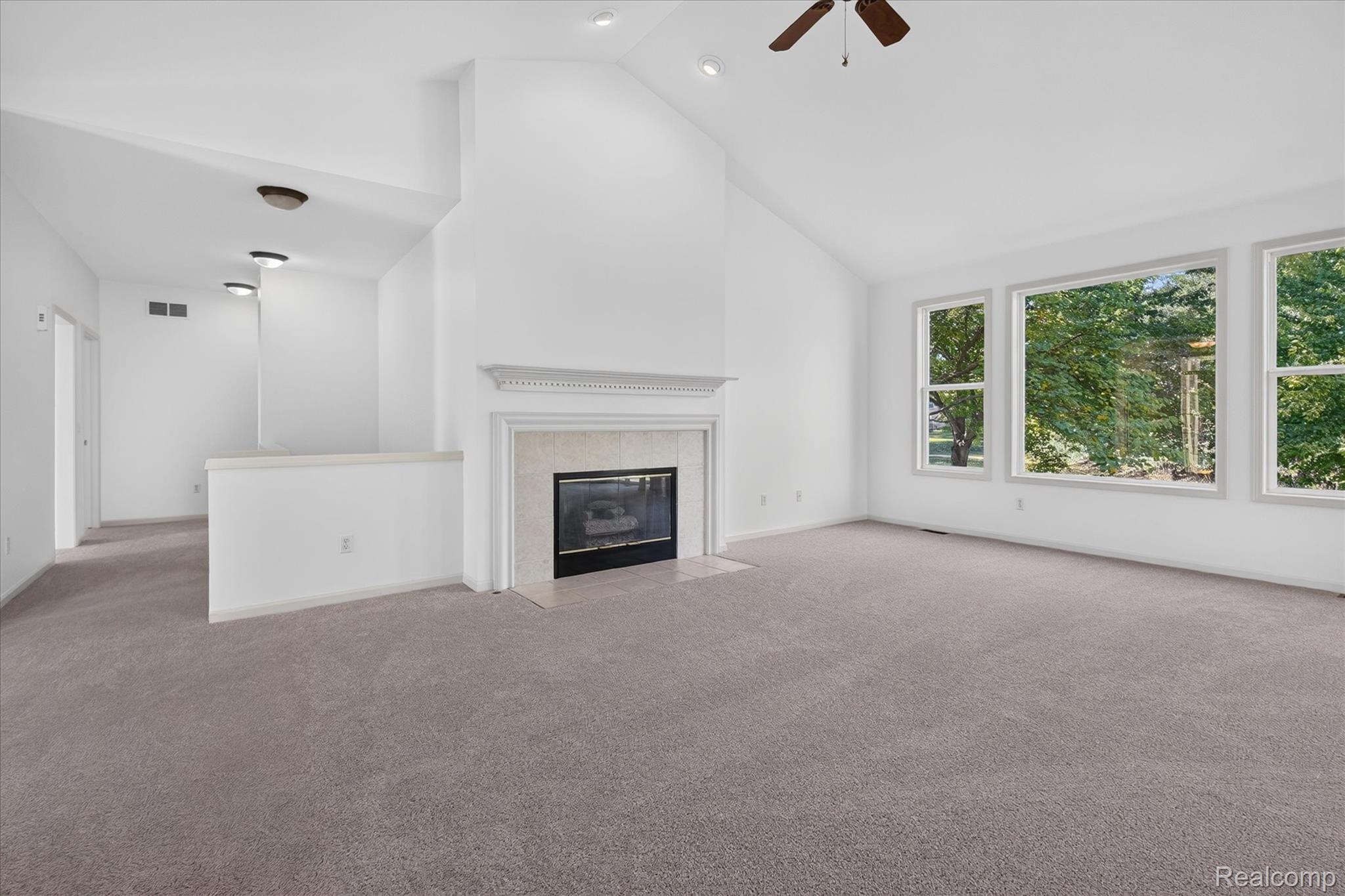 8280 Brewster Lane