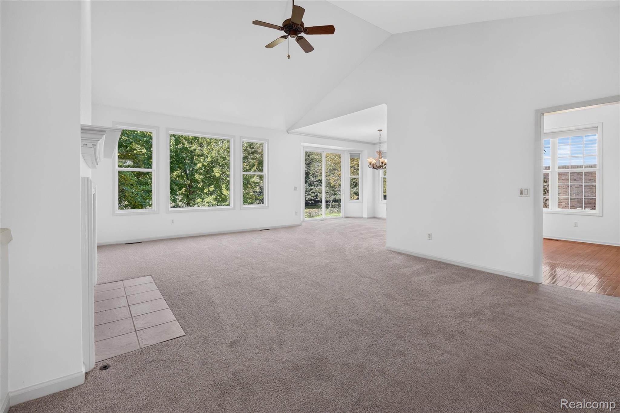 8280 Brewster Lane