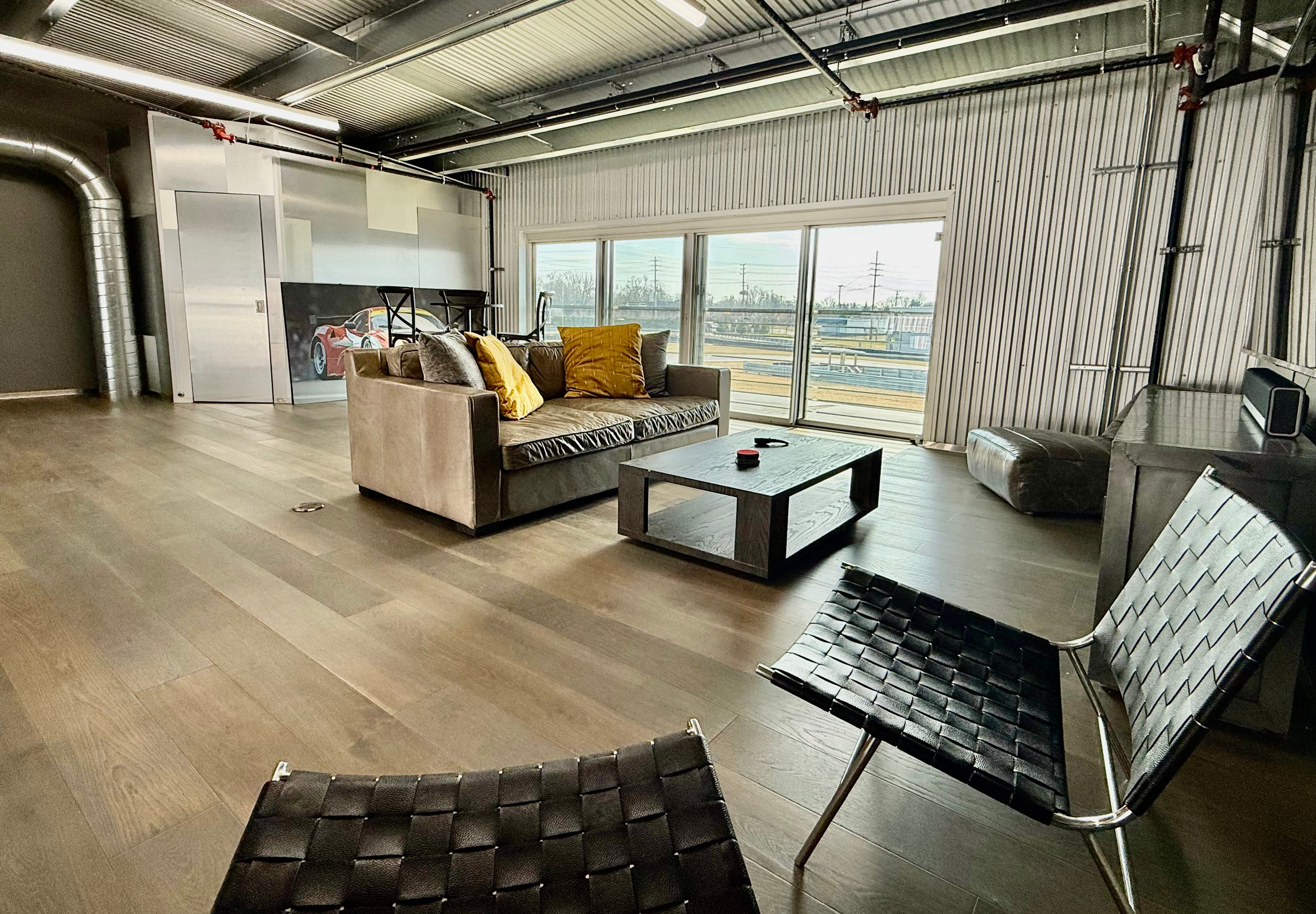 161 W SPEED Way