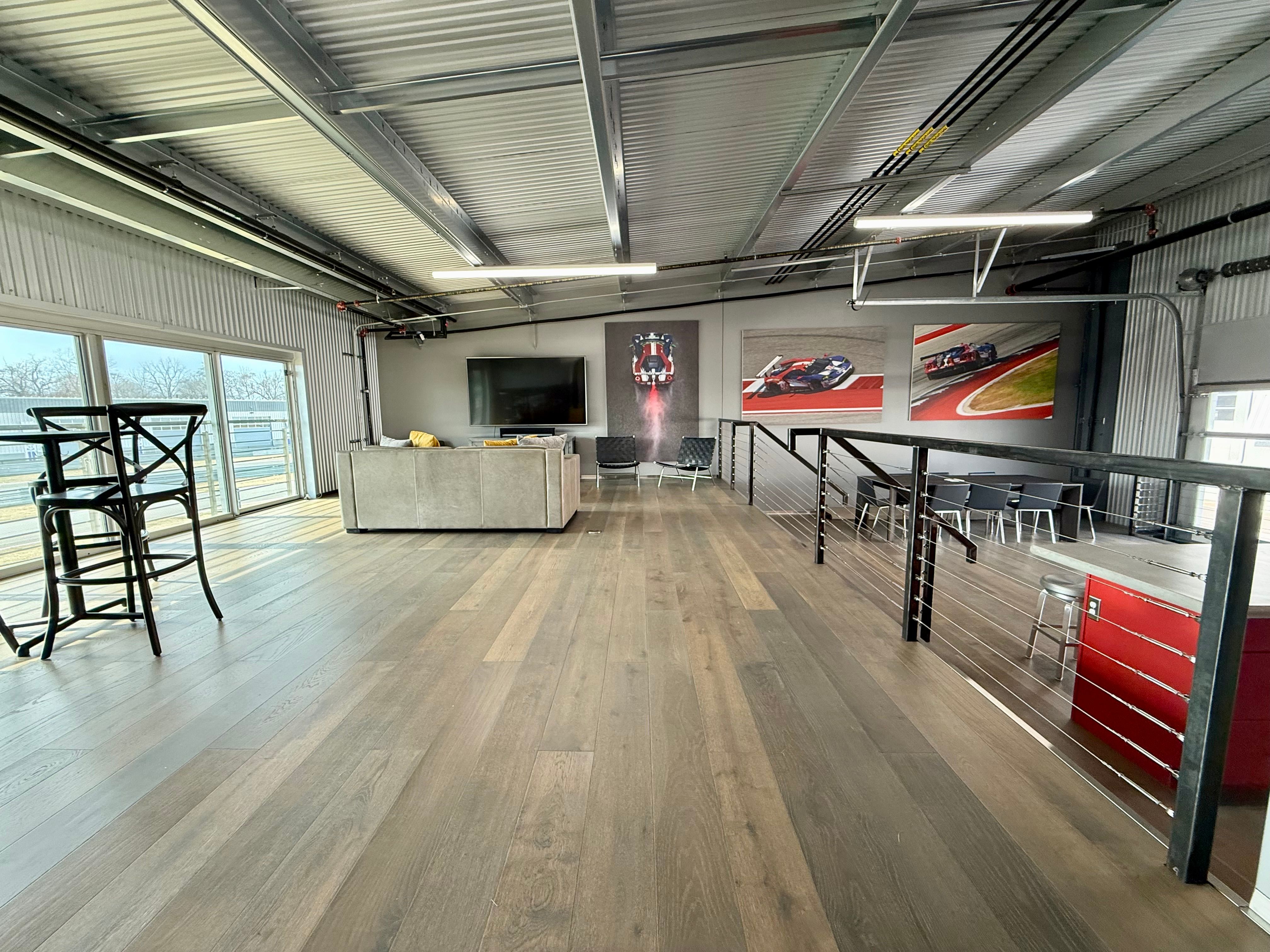 161 W SPEED Way