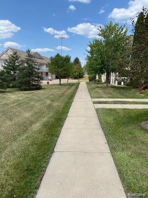 13210 13210 Addington Dr Drive