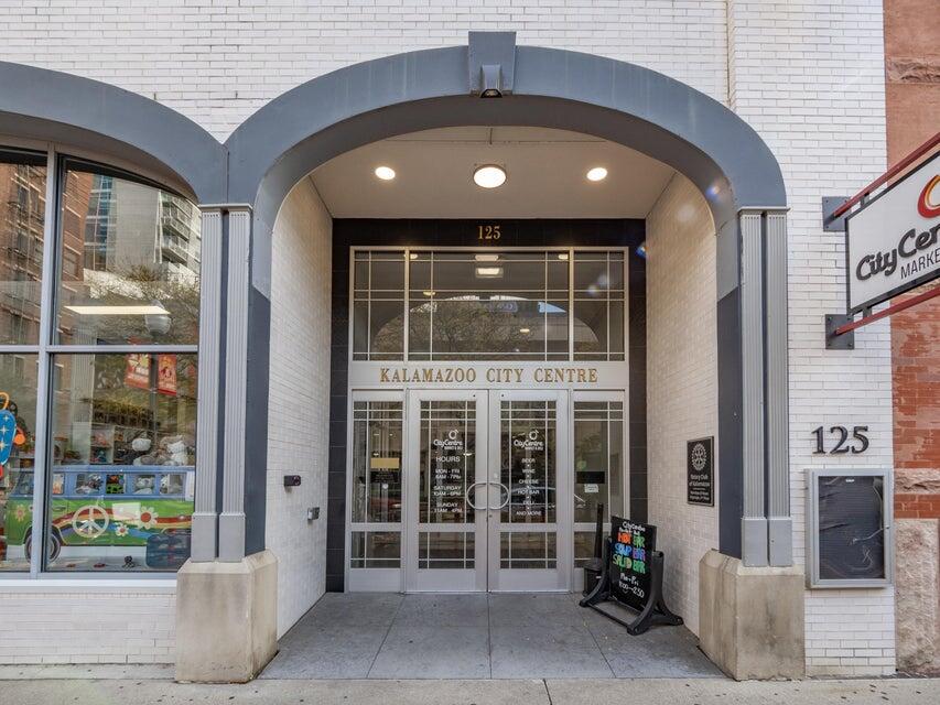 125 S Kalamazoo Mall 508
