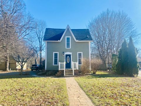 Photo of 860 E Michigan Avenue, Marshall City, MI 49068 (MLS # 55026014755)