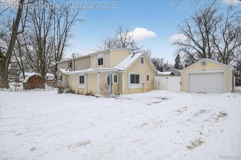 39 Pine Drive Northfield Township MI 48189