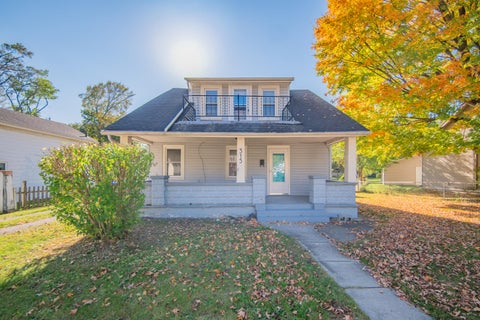 Photo of 315 Miles Street, Ypsilanti, MI 48198 (MLS # 81026056001)
