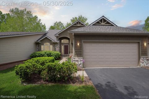 1317 PEPPERGROVE Drive Brighton City MI 48116