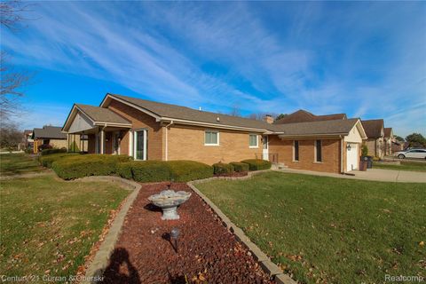 15810 Cumberland Street Riverview City MI 48193