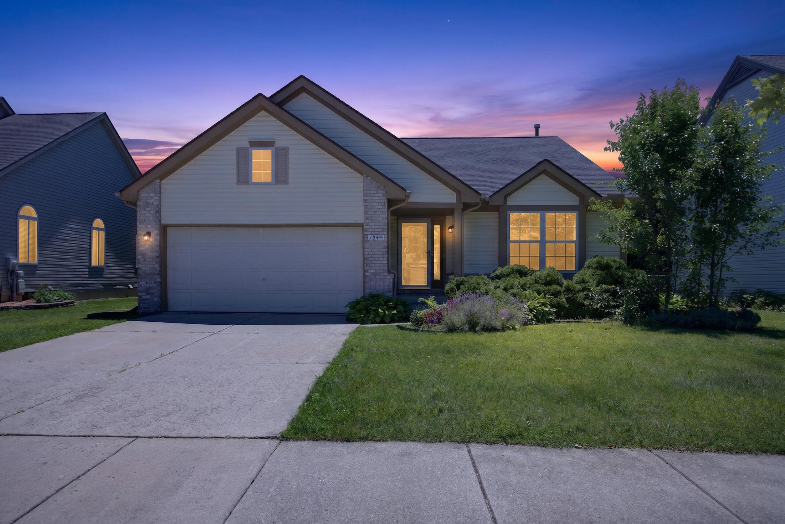 7944 Thornhill Drive