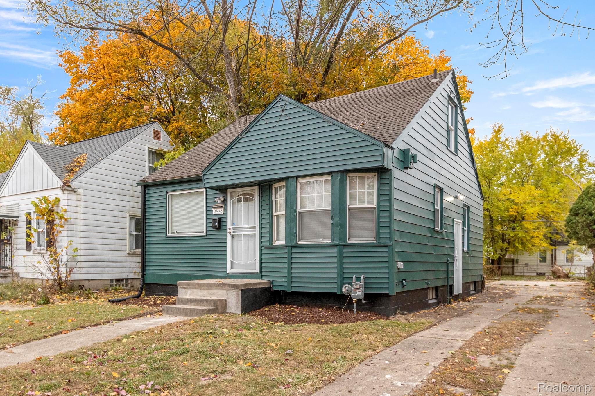 19445 Prevost Street