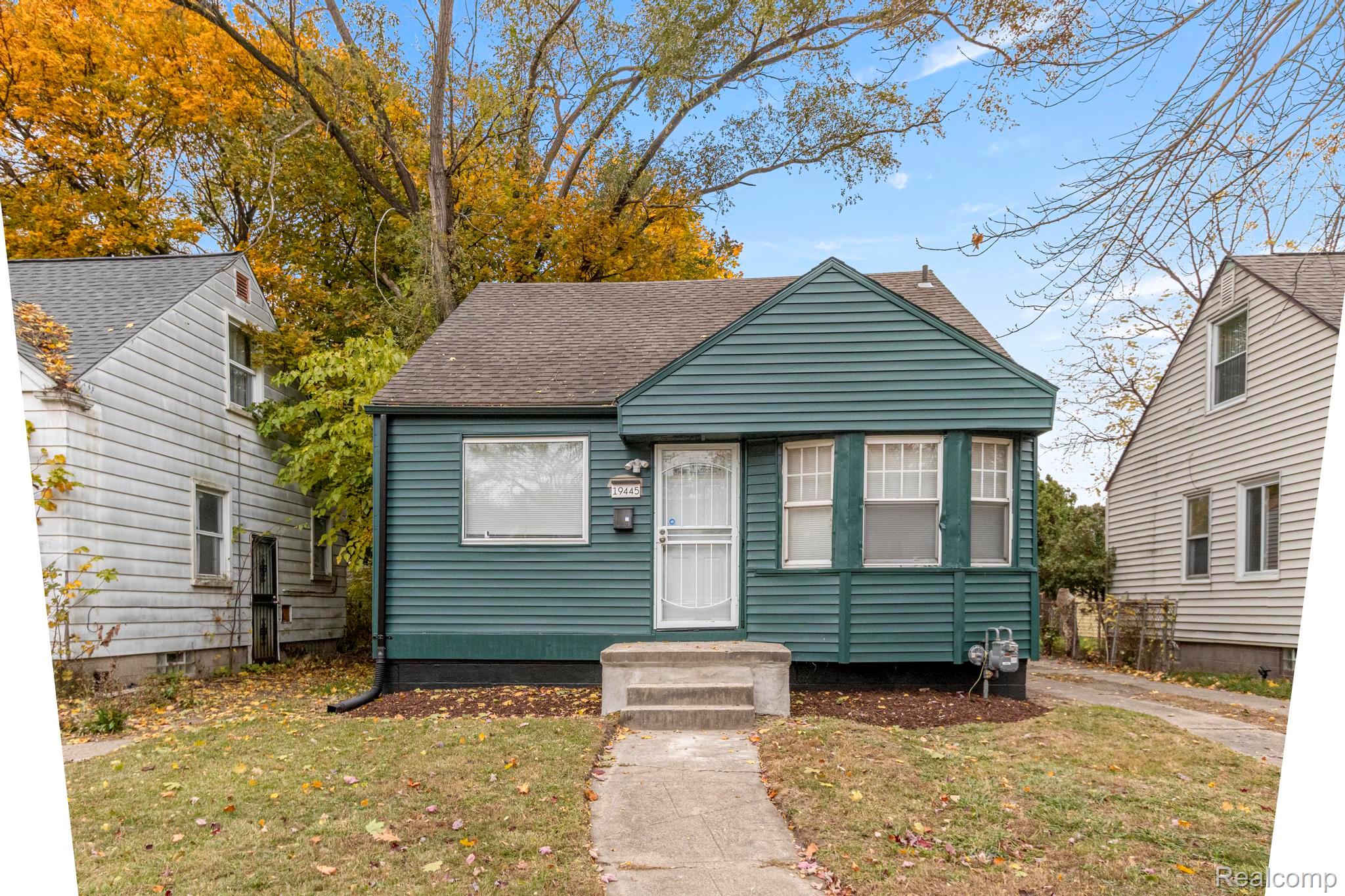 19445 Prevost Street