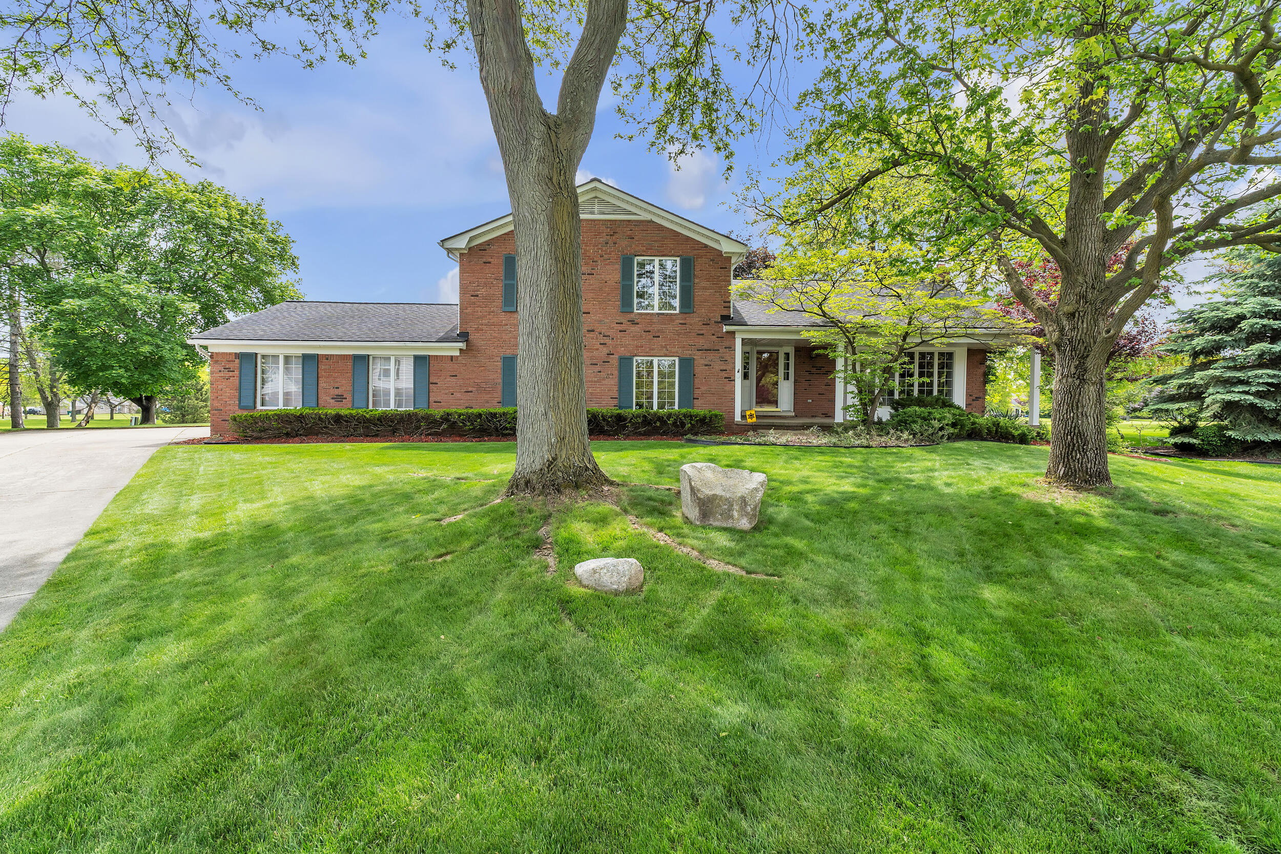 36201 Trenton Court