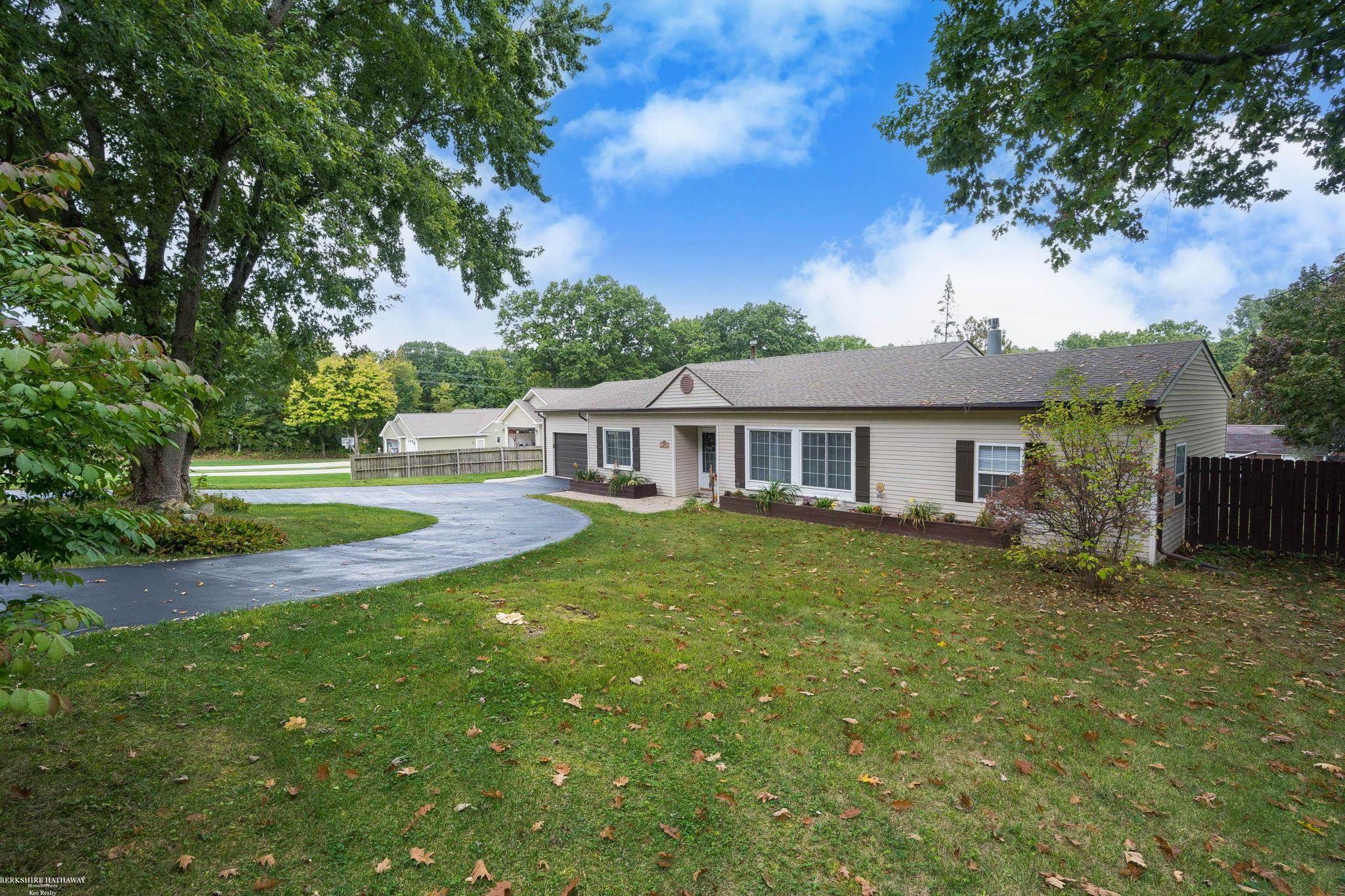 5196 Greenview Drive