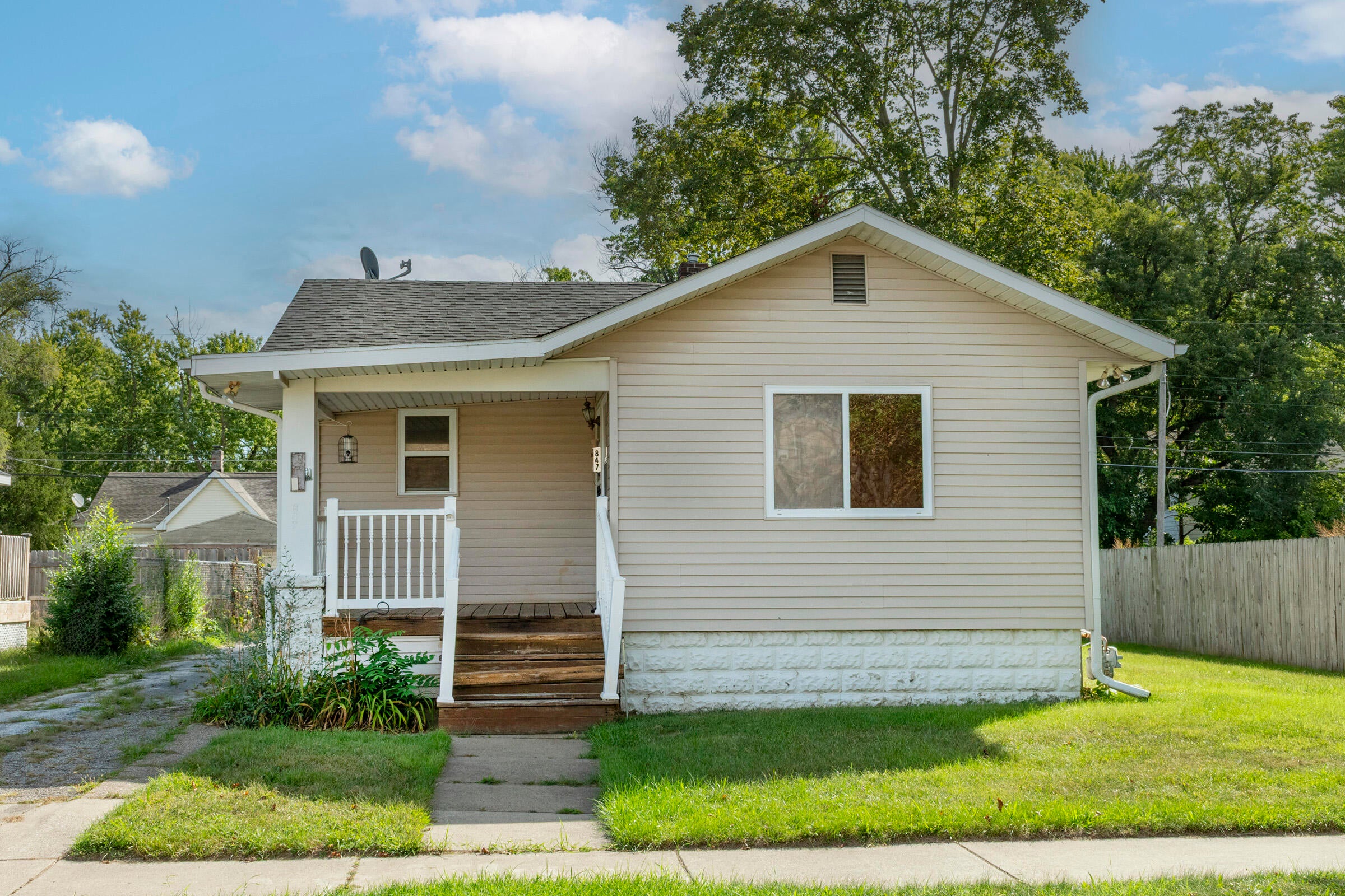 847 Colfax Avenue
