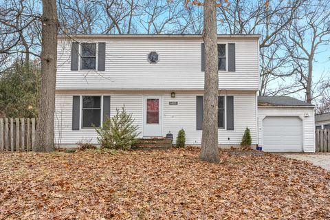 Photo of 4665 Westshire Drive NW, Alpine Township, MI 49321 (MLS # 72026009735)