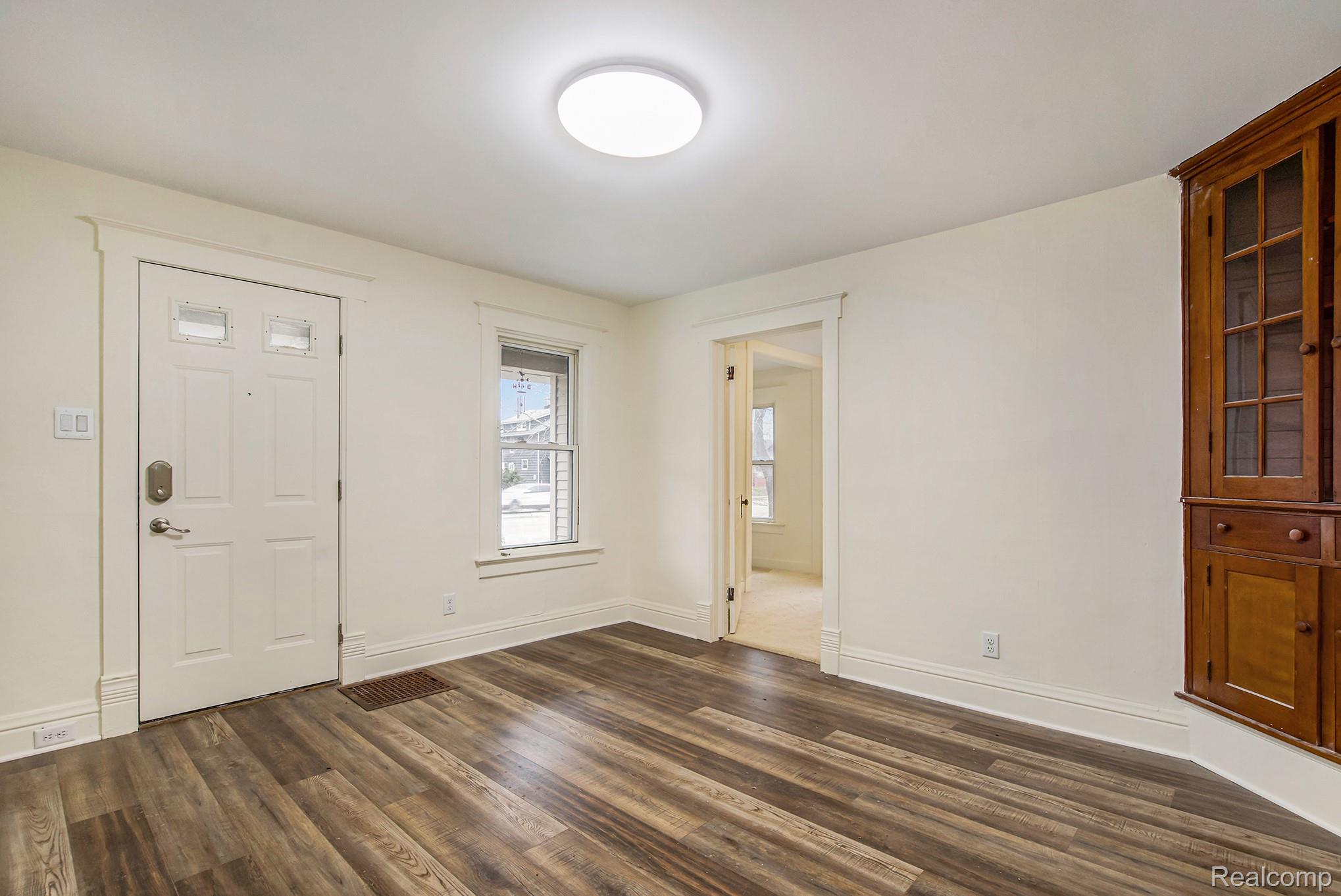 1017 Washtenaw Road