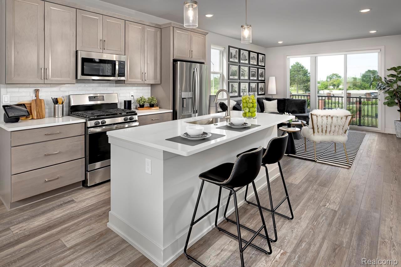 3074 Hydrangea Lane 50