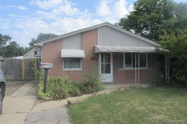 22705 LAUKEL ST, SAINT CLAIR SHORES, MI 48080 - Image 2cdd9054eaba8ed881458d6a8328d6b6/765459655
