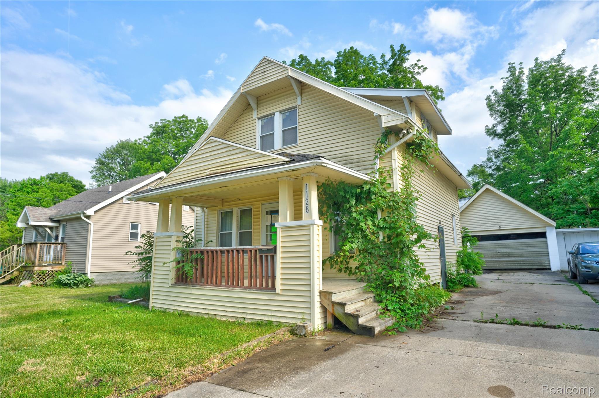 1128 Maginn Court