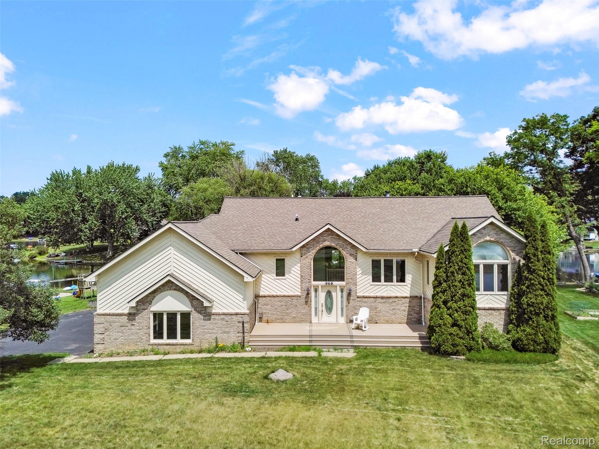 969 Bogie Lake Road