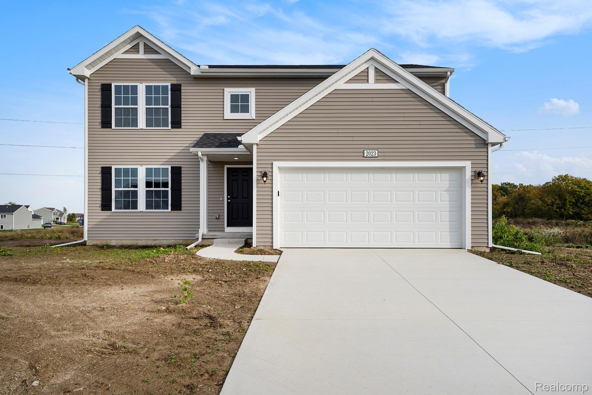 738 Lone Oak Way