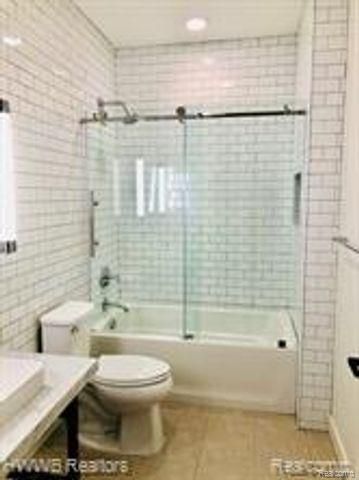 Rochester City Oakland, Michigan 48307, United States, 1 Bedroom Bedrooms, ,1 BathroomBathrooms,Residential,Active,114065