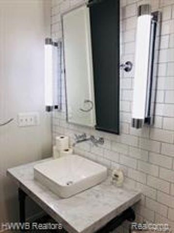 Rochester City Oakland, Michigan 48307, United States, 1 Bedroom Bedrooms, ,1 BathroomBathrooms,Residential,Active,114065